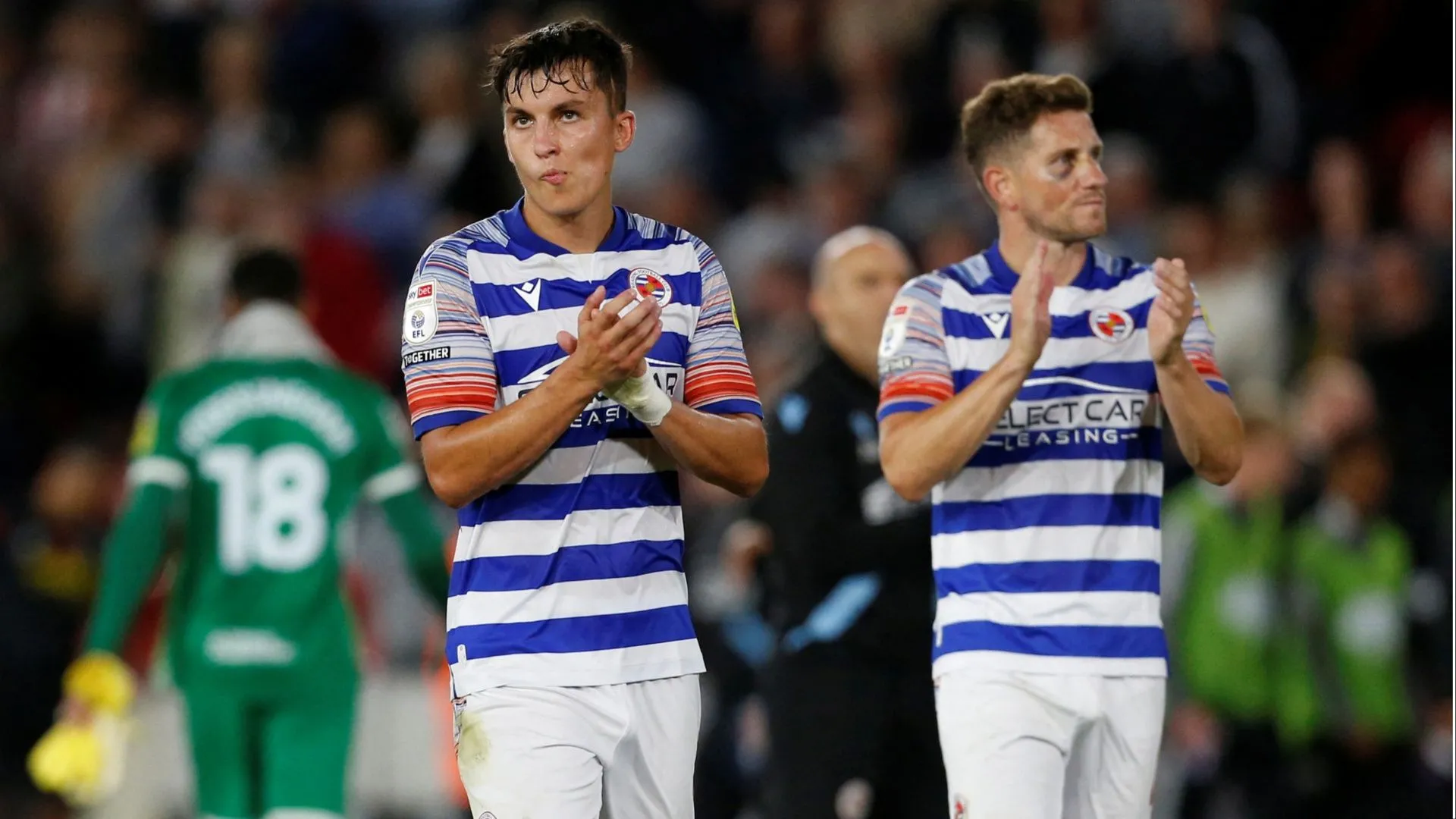 Chân dung trung vệ Tom McIntyre sắp rời Portsmouth