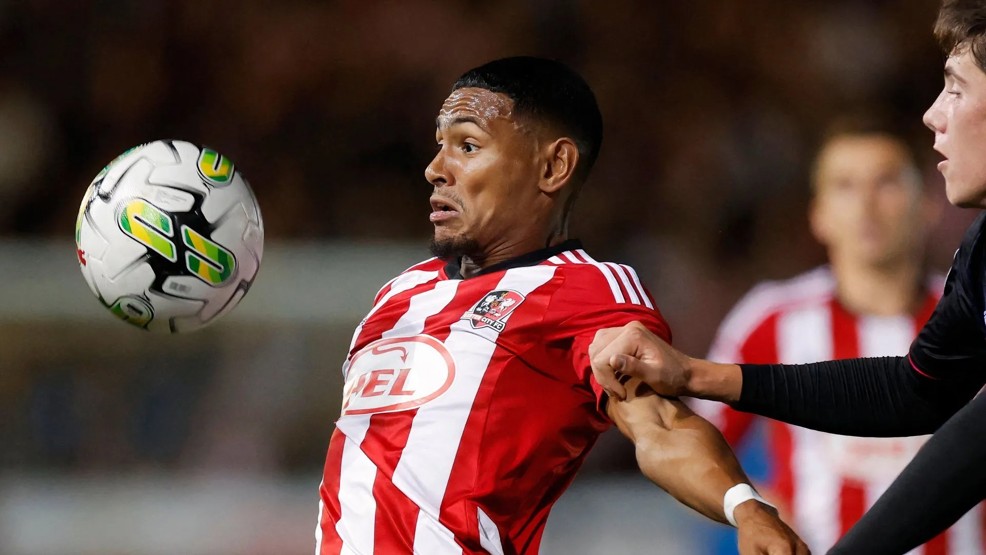 Demetri Mitchell trong màu áo Exeter City
