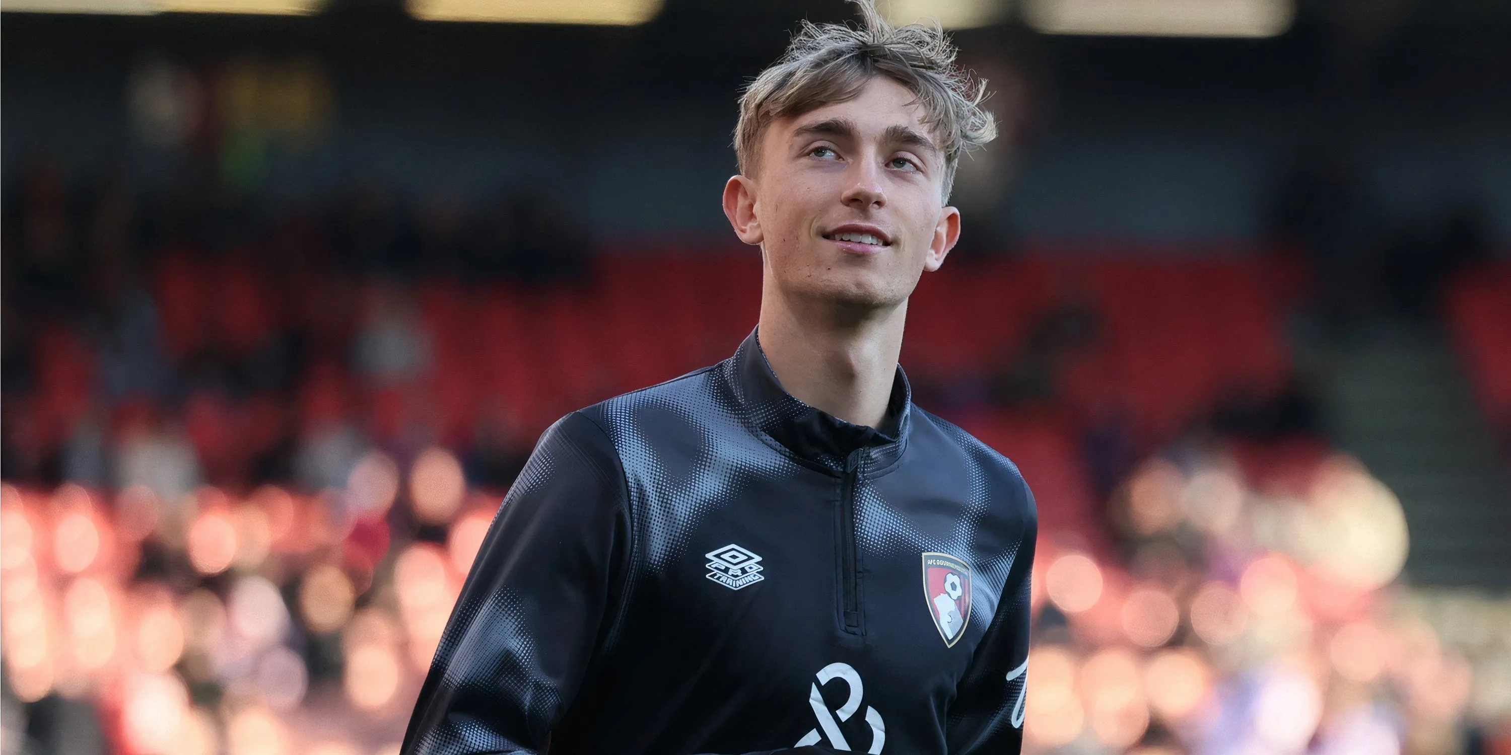 Hậu vệ Dean Huijsen trong màu áo Bournemouth tại Premier League