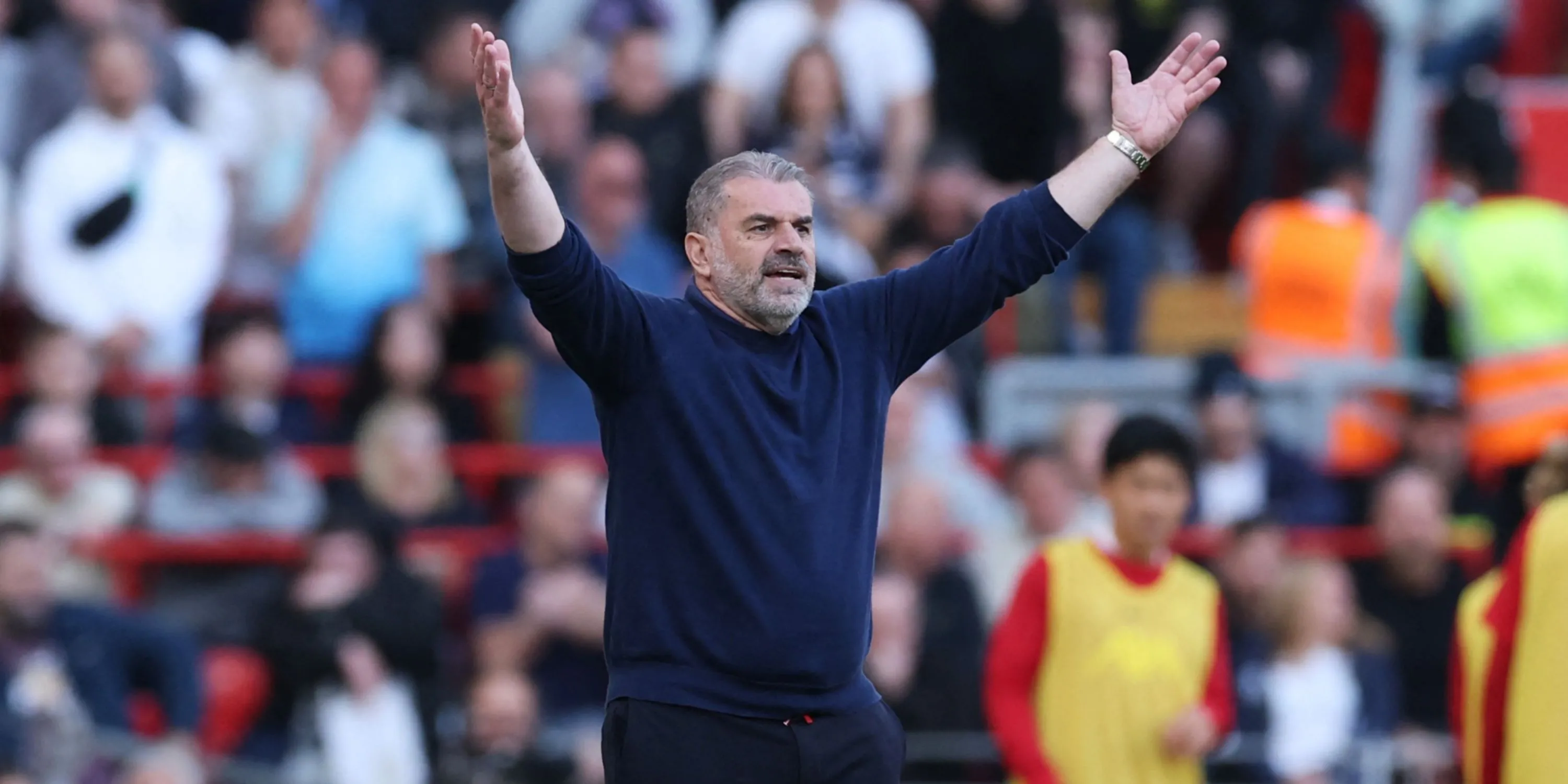 HLV Ange Postecoglou đối mặt áp lực cải thiện thành tích Tottenham ở Premier League