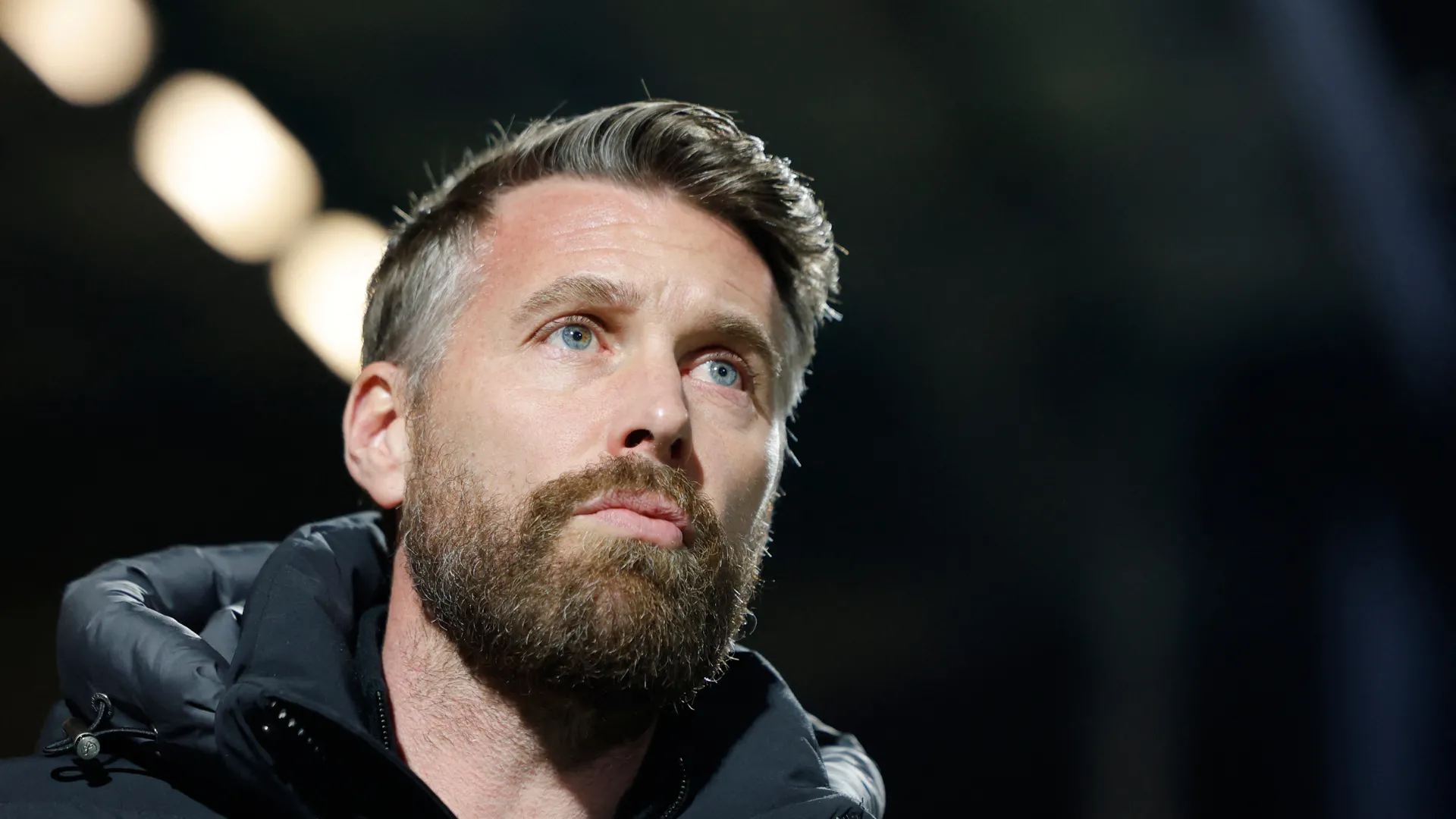 Rob Edwards, cựu HLV Luton Town, được xem là ứng viên thay thế Michael Carrick tại Middlesbrough