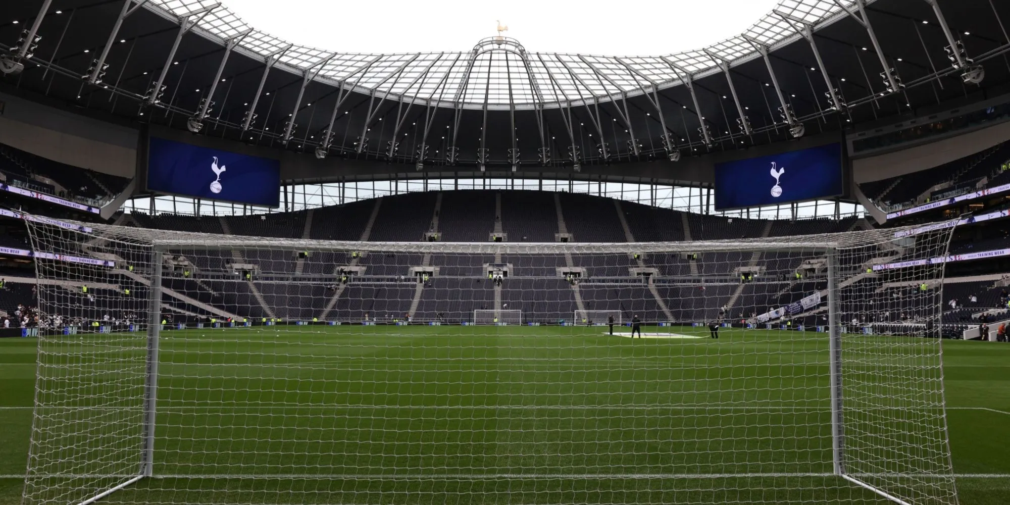 Sân vận động Tottenham Hotspur nhìn từ trên cao