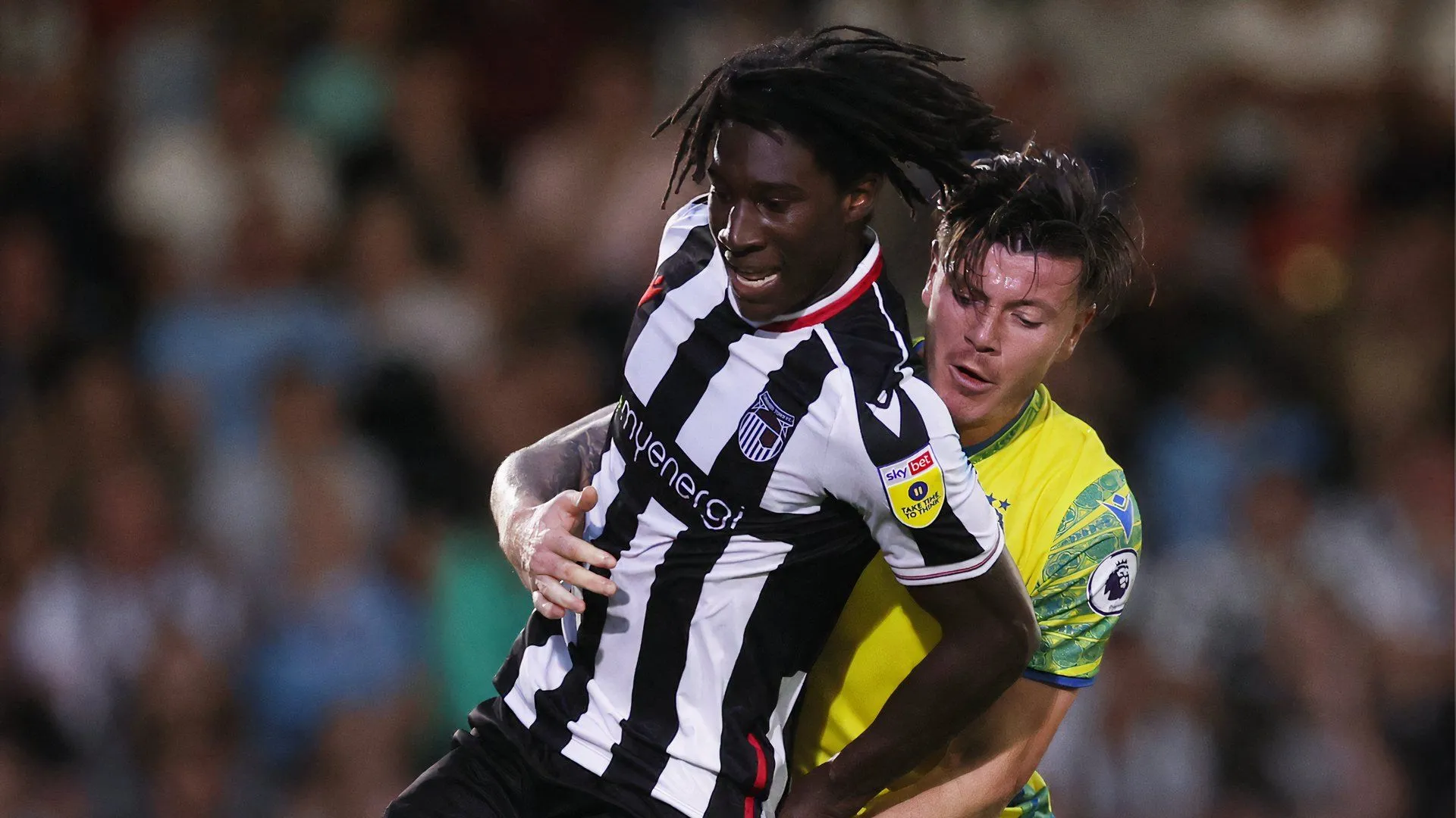 Bim Pepple được kỳ vọng tỏa sáng sau khi rời Luton Town để gia nhập Plymouth Argyle