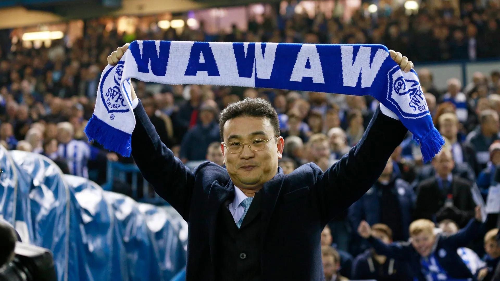 Chủ sở hữu Dejphon Chansiri, người đang đối mặt với nhiều vấn đề tài chính tại Sheffield Wednesday