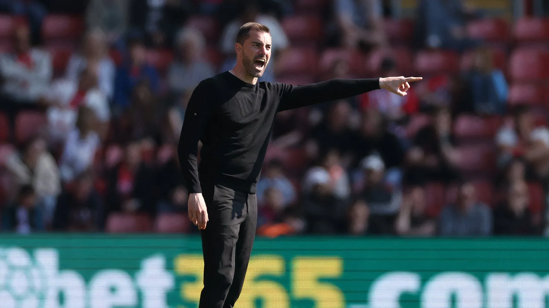 Huấn luyện viên Ruben Selles dẫn dắt Sheffield United với chiến lược chuyển nhượng mới mẻ