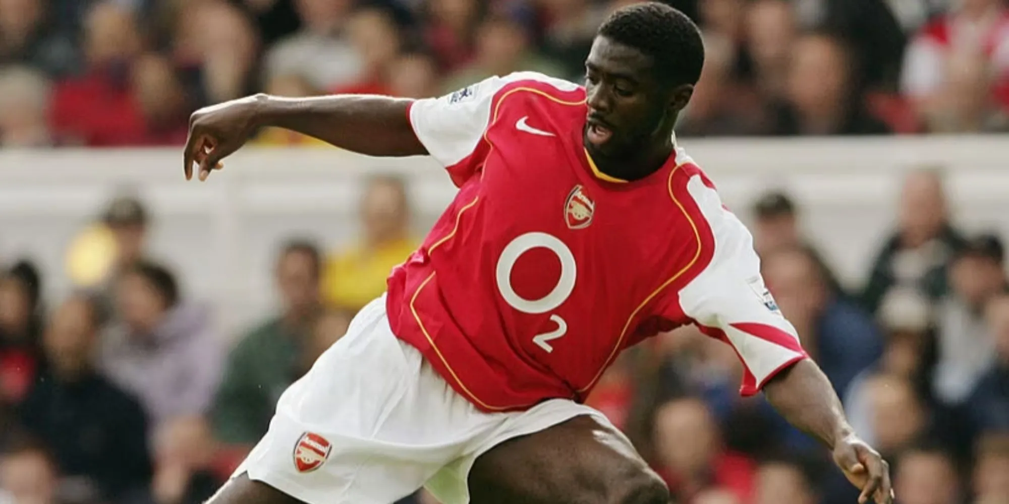 Kolo Toure thi đấu cho Arsenal