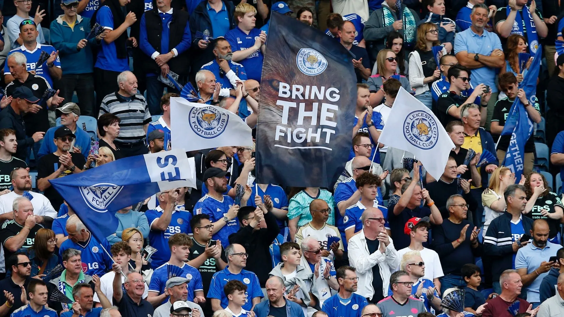 CĐV Leicester City nhìn lại kỷ nguyên huy hoàng trong quá khứ