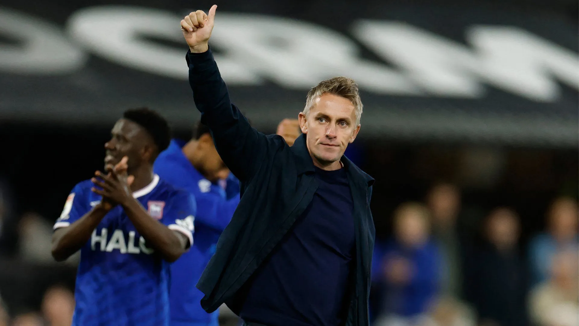 Kieran McKenna cần điều chỉnh chiến thuật để phù hợp với dàn cầu thủ mới của Ipswich