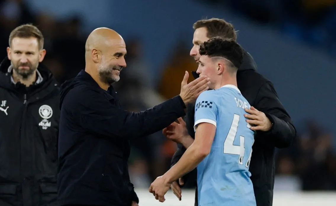 Foden ghi bàn phút đầu và phút cuối quyết định chiến thắng cho Man City.
